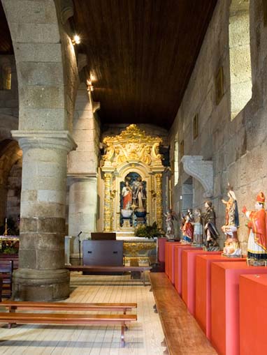 Nave lateral sul da Igreja de Santa Maria de Airães