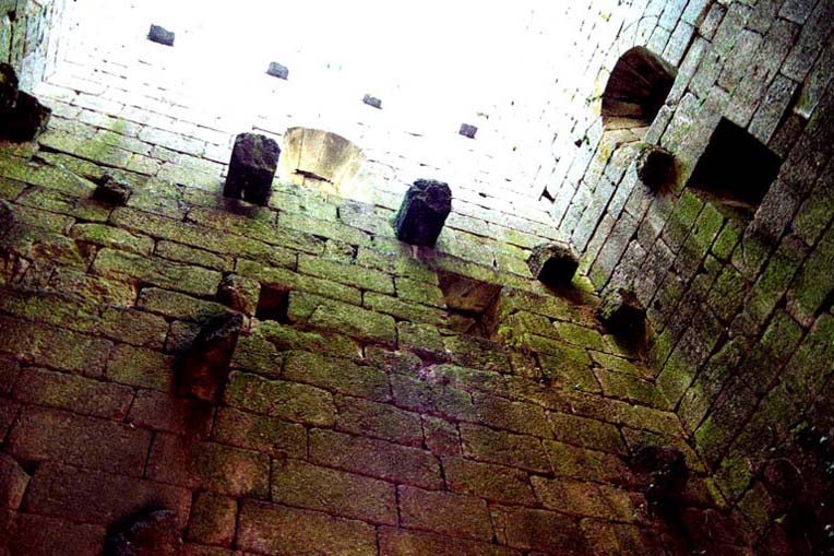 Interior da Torre de Vilar no passado