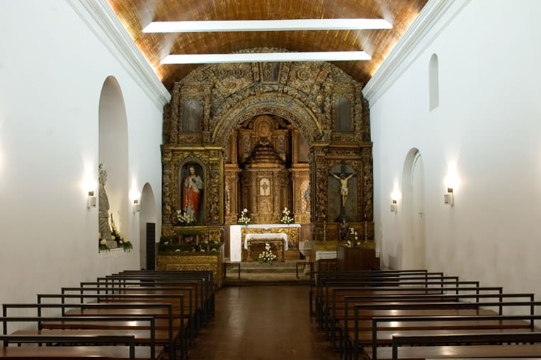 Interior da Igreja de Santa Maria de Meinedo